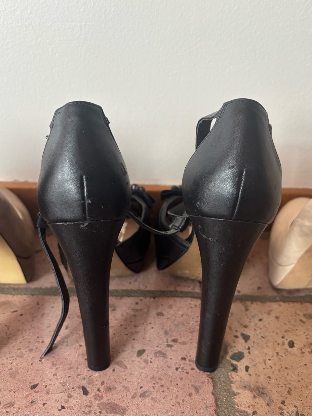 Vince Camuto Heels Size 6 Lot - Picture 8 of 16